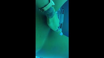 Carmen_Bella Tanning Bed Fapping Clips - MFC, MyFreeCams Webcam Whores