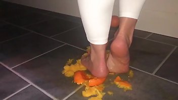 pretty_feet_39 ORANGE CRUSH xxx onlyfans porn