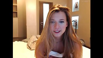 momiamhere, MissAnne___ chaturbate-mfc russian model rubbing pussy
