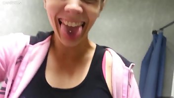 CandieCane quick gym locker room cum MFC webcamwhore IFriends Live porn