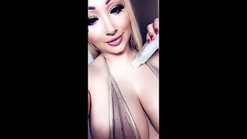 Sexi Barbie big boobs teasing snapchat free