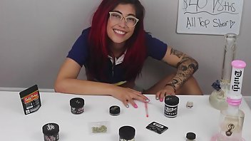 ashleejuliet FUCKING THE BUDTENDER ManyVids Free Porn Videos