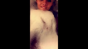 Elsa Jean takes a bath premium free cam snapchat & manyvids porn videos