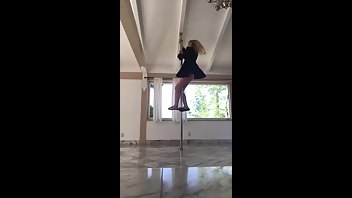 Blair Williams pole dance premium free cam snapchat & manyvids porn videos