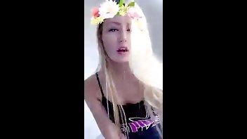 Scarlett Sage sneezes premium free cam snapchat & manyvids porn videos
