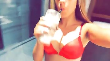Jenna Jay shakes her ass premium free cam snapchat & manyvids porn videos