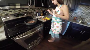 imyourgfe naked bacon nudity/naked cooking food porn video manyvids