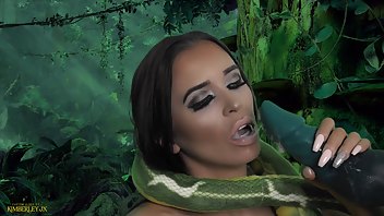 kimberleyjx jungle book an encounter with kaa body inflation taboo mind fuck porn video manyvids