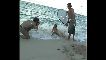 renna ryann behind the scenes shooting at sunrise public outdoor nude beach nudity porn video manyvids