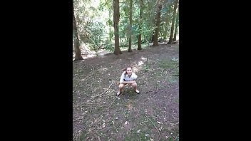 Naughty Poppy - Peeing in the Woods - Onlyfans Pissing Vid